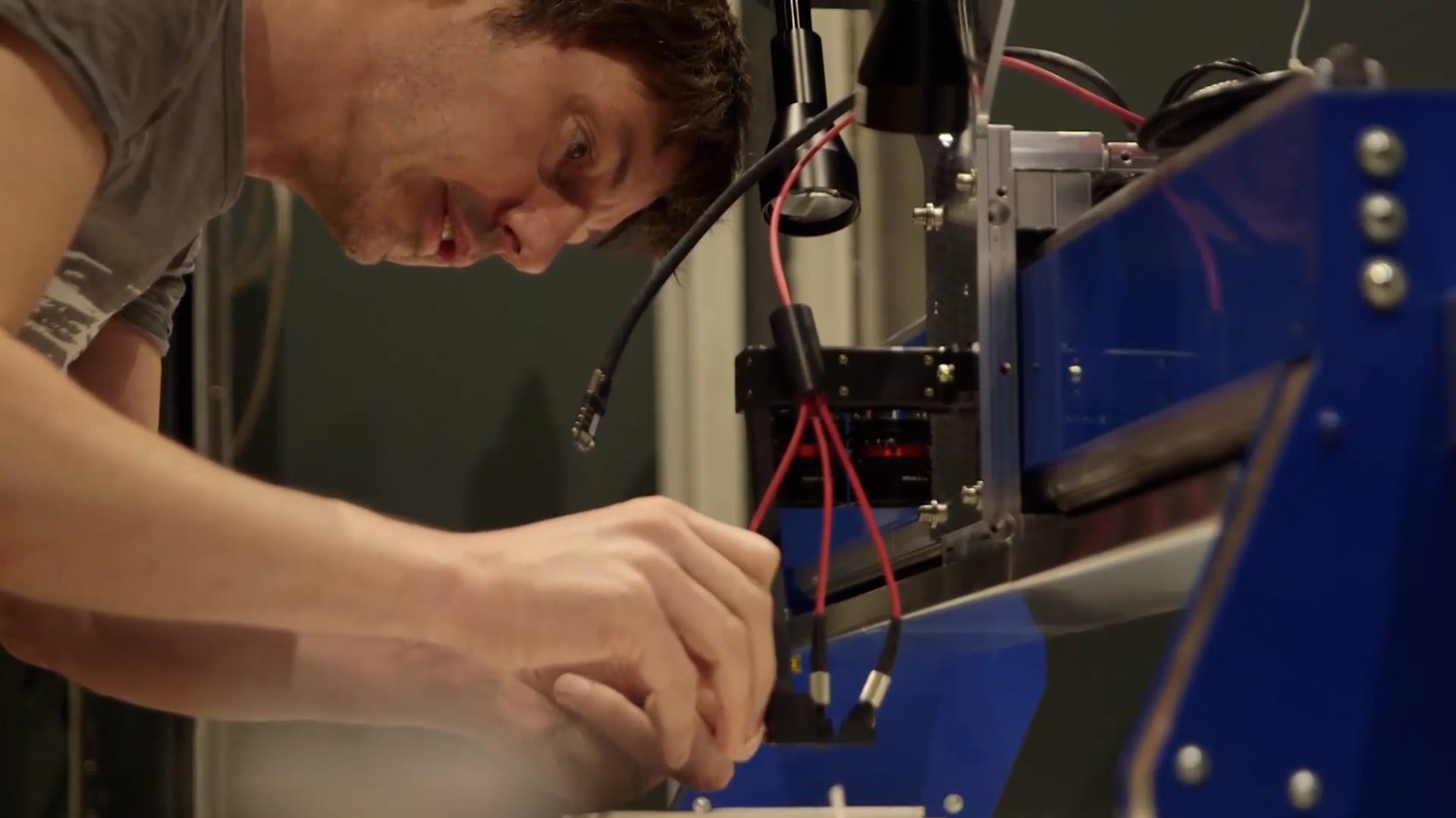 Man working on machine to help preserve Van Gogh paintings